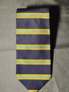 Brooks Brothers Hand Made Italian Silk  Tie
